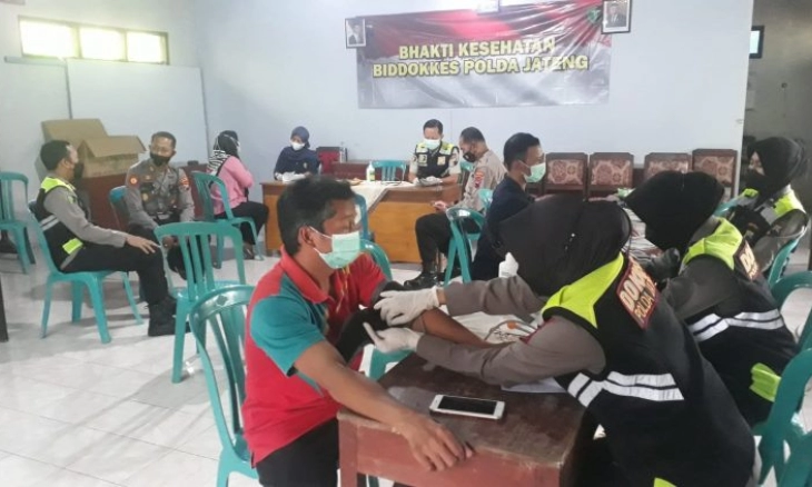 Peduli Wadas, Polda Jawa Tengah Gelar Bakti Kesehatan, Berobat Gratis