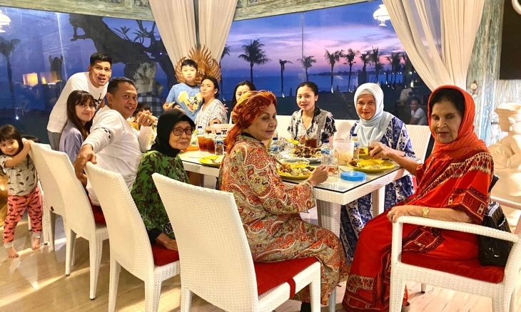 Idul Fitri Hari Kemenangan yang Mempersatukan