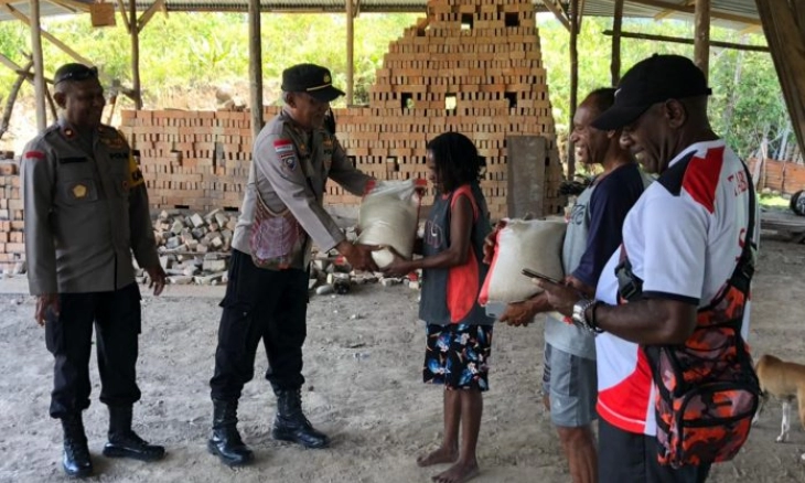 Pabrik Batu Bata Pertama di Kabupaten Yalimo Papua
