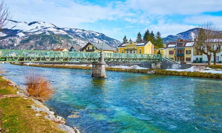 Anaknya Ridwan Kamil Hilang di Sungai Aare yang Terindah di Swiss