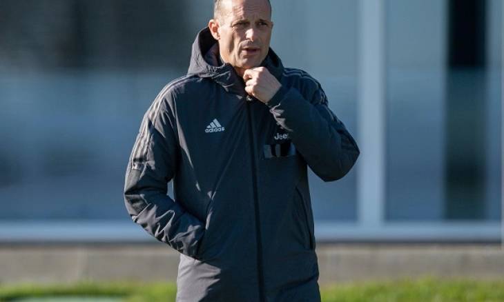 Ini Alasan Juventus Tak Pecat Allegri