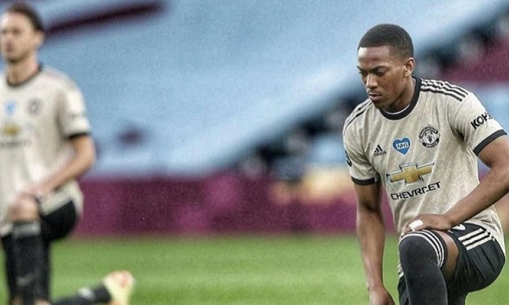 Manchester United Ogah Patungan Gaji Martial