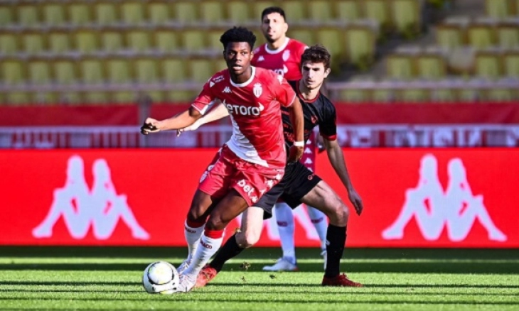 MU, Chelsea dan Liverpool Gigit Jari! Monaco Siap Tolak Tawaran untuk Tchouameni