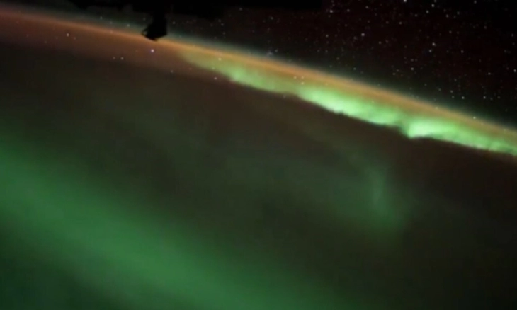 Astronot Bagikan Video Aurora yang Menari di Atas Bumi