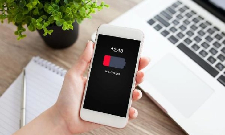 Cara Memperpanjang Masa Pakai Baterai Ponsel Premium