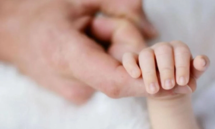 Bayi Lahir dengan 2 Penis, Akhinrya Dokter Memotong yang Lebih Besar