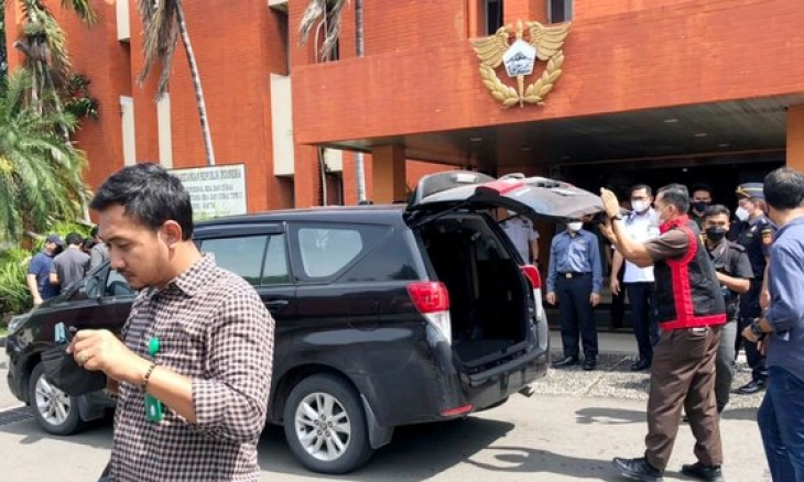 Geledah Kantor Bea Cukai Bandara Soetta, Kejati Banten Sita Uang Rp 1,1 Miliar