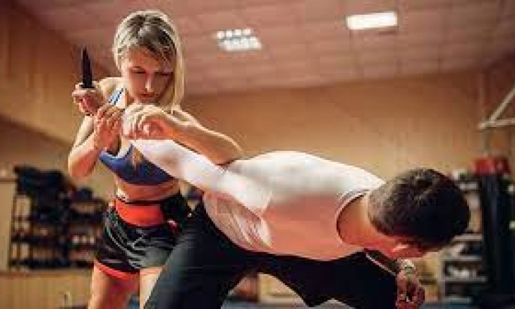 Teknik Dasar Pertahanan Diri untuk Wanita Agar Terhindar dari Serangan Kejahatan