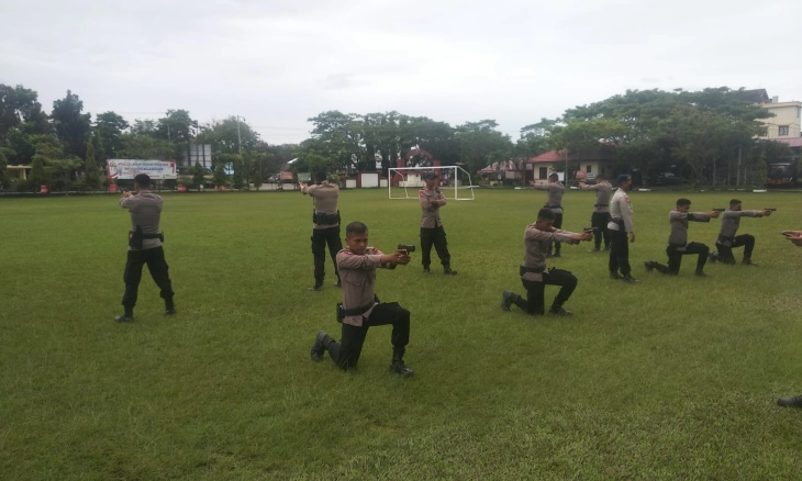 Brimob Polda Kaltim Latihan Pengamanan VVIP Persiapan Kawal Pemindahan IKN