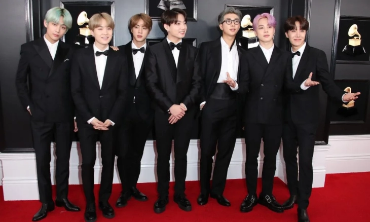 Kejutkan ARMY, J-Hope BTS Menggoda Gadis Inggris