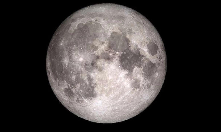 Misteri Mengapa Bulan Memiliki Dua Wajah