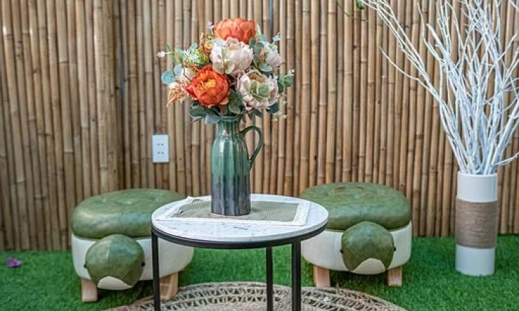 Dampak Negatif Memajang Tanaman Palsu