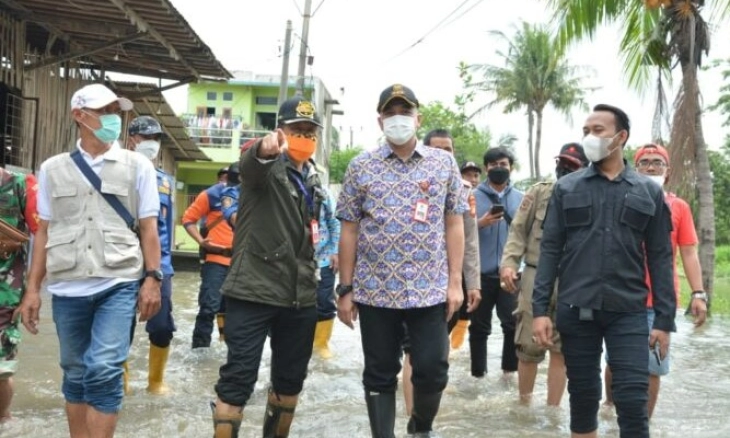 Bupati Tangerang Tinjau Lokasi Banjir di Pakuhaji dan Kosambi