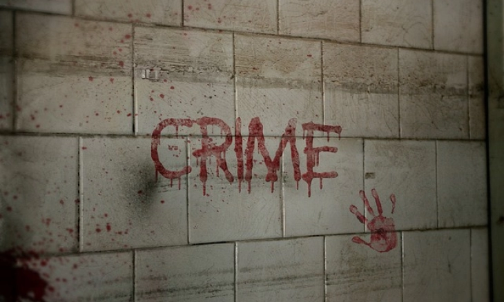 Calon Kades Dikapak di Hadapan Ibunya 