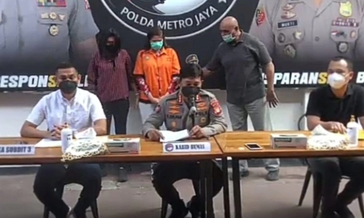 DJ Chantal Dewi Terancam 4 Tahun Penjara