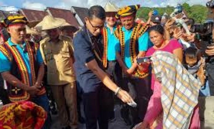 Bukan untuk Kampanye, Menteri Sandi Blusukan ke Desa Wisata Ternyata untuk Ini...  