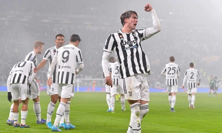 Eks Gelandang Juve Sebut Dusan Vlahovic Mirip Fernando Torres