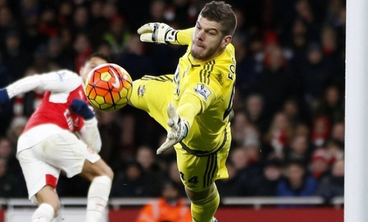 Fraser Forster Merapat ke Spurs