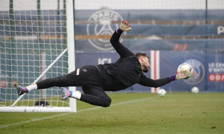 Duh, Gegara Tak Lolos Piala Dunia 2022, Nilai Jual Penggawa Azzurri Anjlok