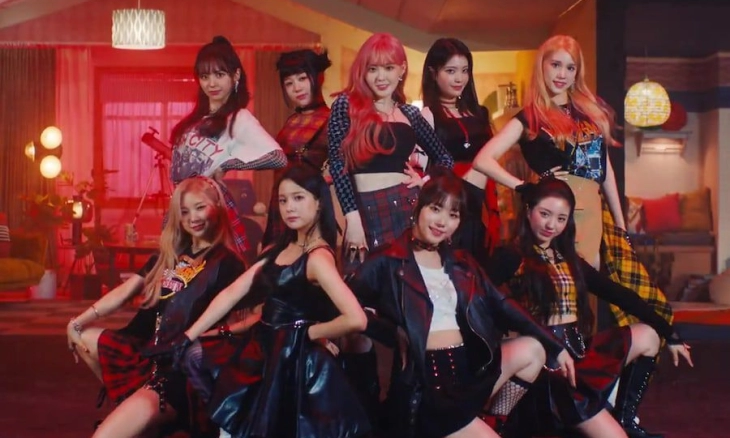 Mantan Kontestan "Girls Planet 99" Debut Pertama ILY:1 Wa Da Da 