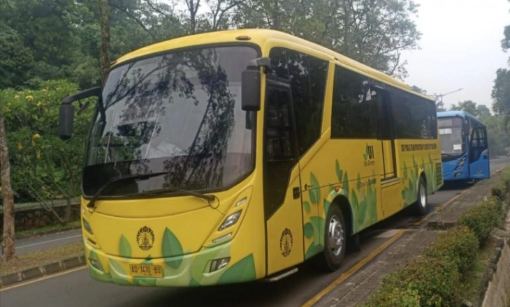 Damri Operasikan Bus Kuning Keliling  Kampus UI