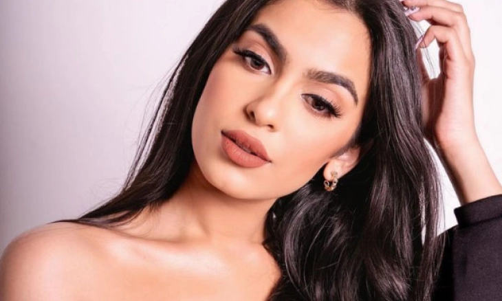 Bukti Kemodisan Selebgram Hala Owais yang Memukau Jalanan