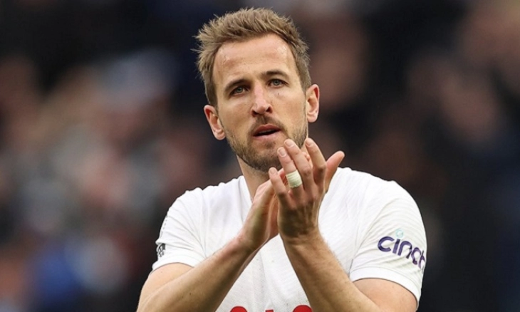 Kane Siap Dengarkan Tawaran MU