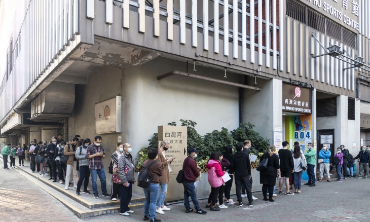 Ditemukan Kluster Omnicorn Pertama, Hongkong Perketat Persyaratan Vaksinasi