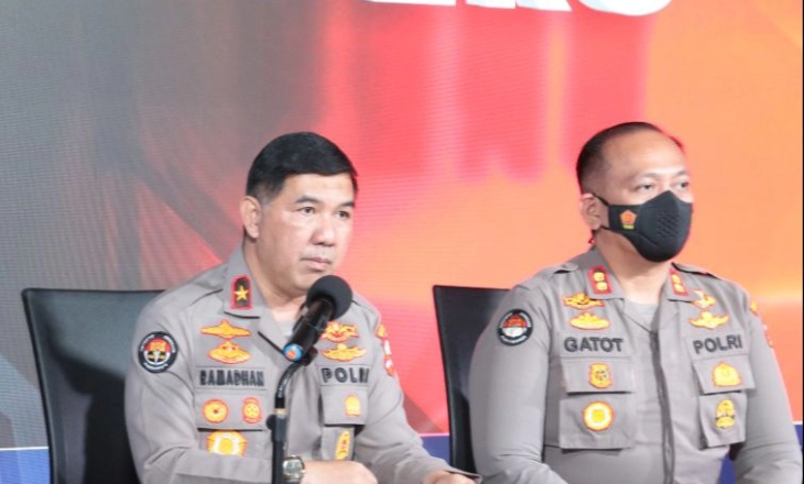 Dua Orang Ditangkap saat Lagi Cetak Uang Palsu Pecahan Rp100 Ribu