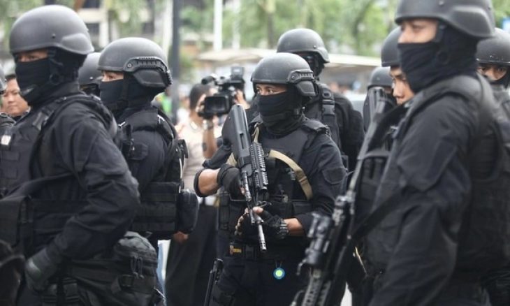 Peran Dua Terduga Teroris yang Ditangkap di Jakarta, Penghubung Internasional dan Korda Jabodetabek