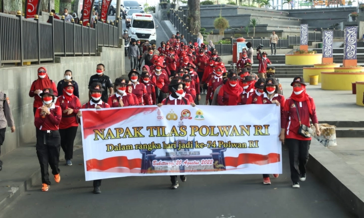 Polwan RI Napak Tilas ke Bukittinggi Dalam Rangka Hari Jadi ke-74
