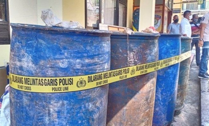 Penimbunan BBM Subsidi Jenis Solar di Kota Kupang