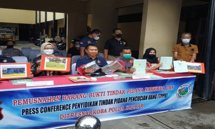 Polda Kalbar Sita TPPU  Sabu Senilai Rp2,1 Miliar