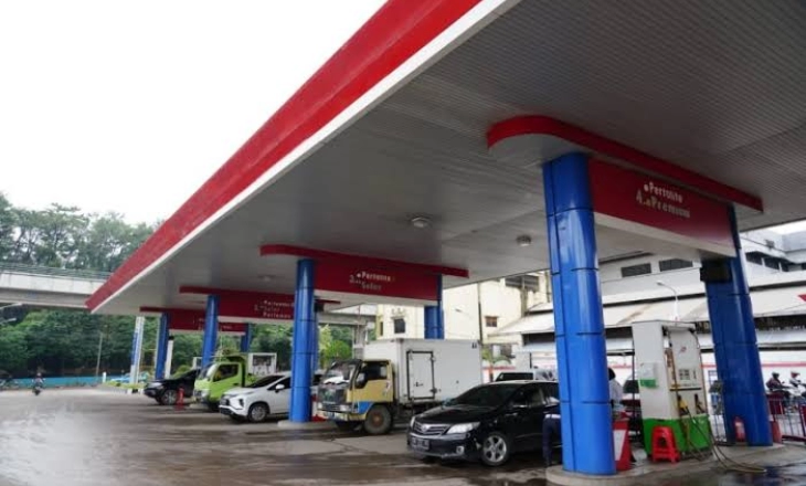 Di Medan, Presiden Jokowi Sebut Harga BBM RI Lebih Murah