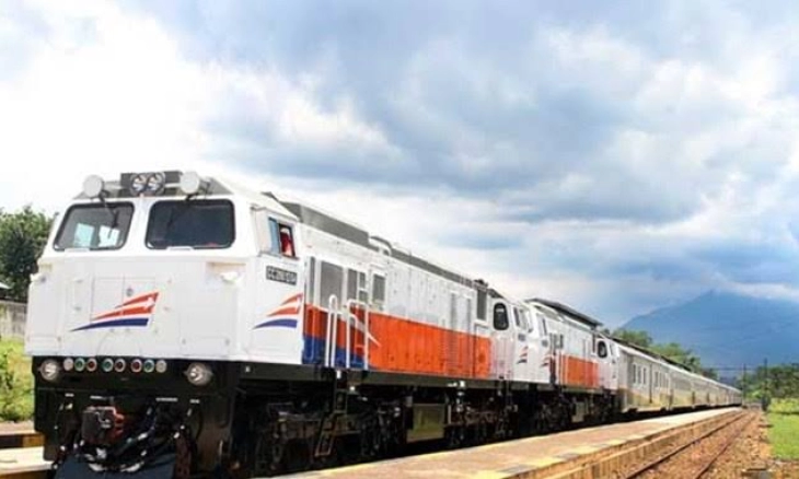 Mulai Besok Sampai 3 Februari 2022, KAI Beri Diskon Harga Tiket untuk Lansia, Wartawan, LVRI dan TNI-Polri