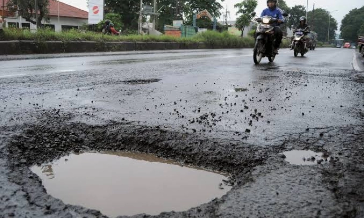 Demi Keselamatan Pengguna Jalan Saat Mudik, Satlantas Polres Kapuas Cek Kondisi Jalur Trans Kalimantan