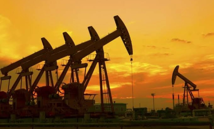 Eropa Melunak ke Rusia, Harga Minyak AS Jadi Nyungsep