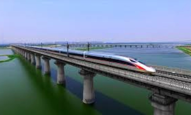 Tiang Kereta Cepat China Sempat Ambruk, Netizen Sindir Jokowi