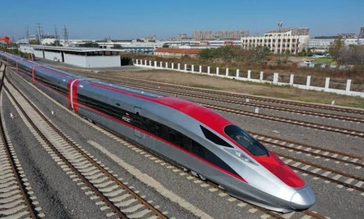 Bangun Kereta China Proyek Amsiong, Anggarannya Bengkak Terus