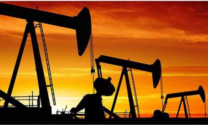 Minyak Mentah Turun, Saudi Sebut OPEC+ Bakal Potong Produksi