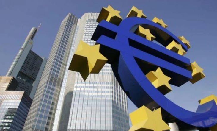 Eropa di Ambang Resesi, Euro Tenggelam ke Level Terburuk 20 Tahun
