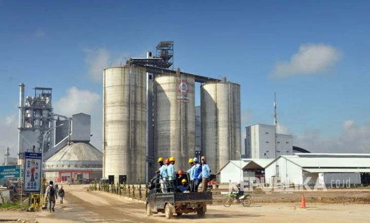 Semen Indonesia dan YDBA Dukung Penggunaan Produk Dalam Negeri