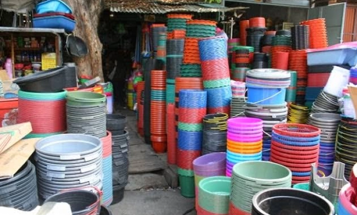 Harga Plastik Naik Tinggi, Ternyata Ini Penyebabnya...