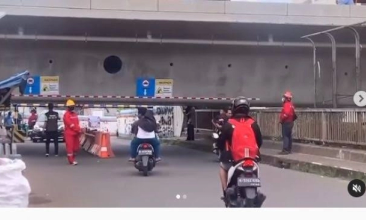 Beredar Video Tol Becakayu Ambles, Ternyata Girder KA Cepat Berulah