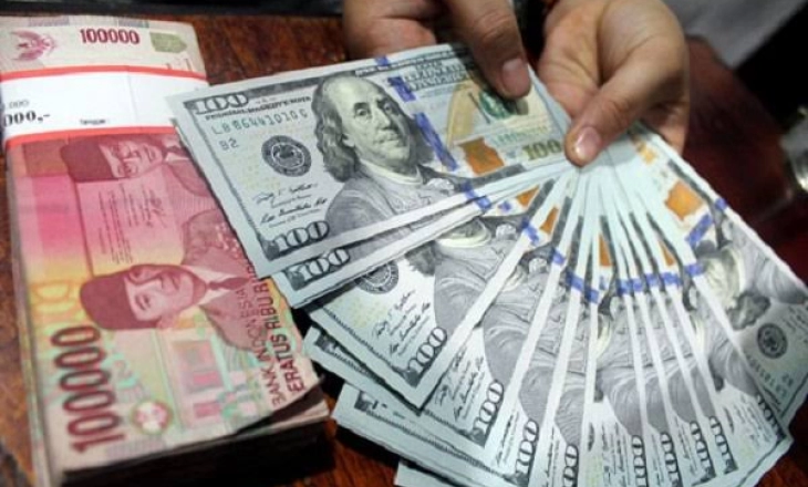 Ditiup Duit Asing Masuk Indonesia,  Rupiah Terbang di Atas Level Rp14.500/US$ 