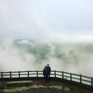 Wow... Wisata Di Musim Hujan Banyak Untungnya