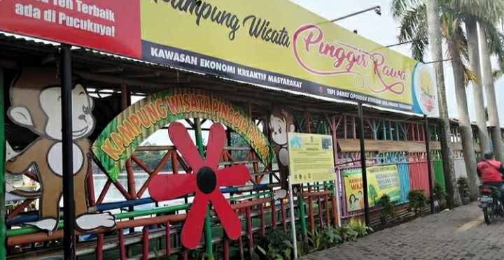 Selain Asik Tempat Makan di Situ Cipondoh Murah