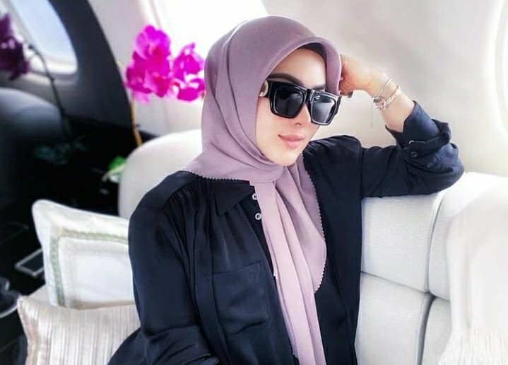 6 Artis yang Putuskan Berhijab, Tampil Cantik Mempesona