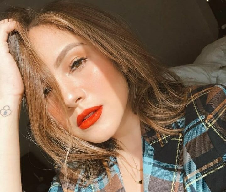 6 Pesona Paola Serena, Selalu On Point di Setiap Kesempatan