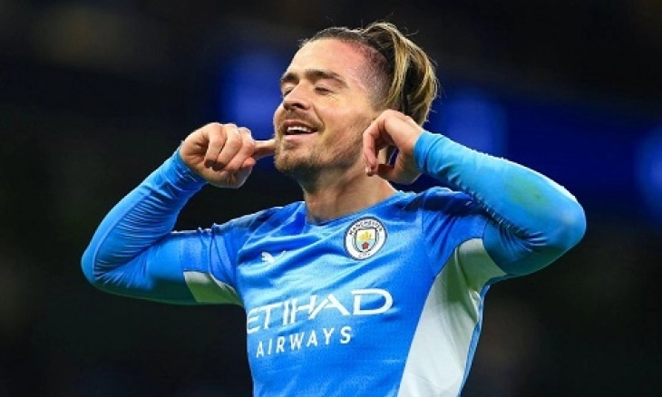 Manchester City Nyesel Boyong Grealish?